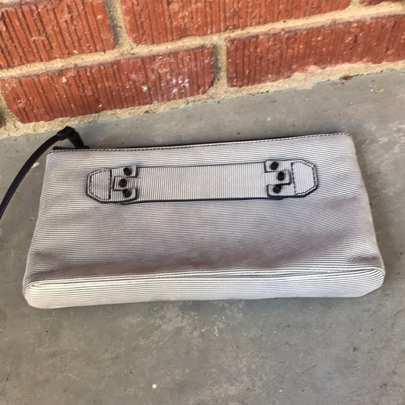 SHE + LO Next Chapter Leather Striped Clutch - Picture 6 of 9